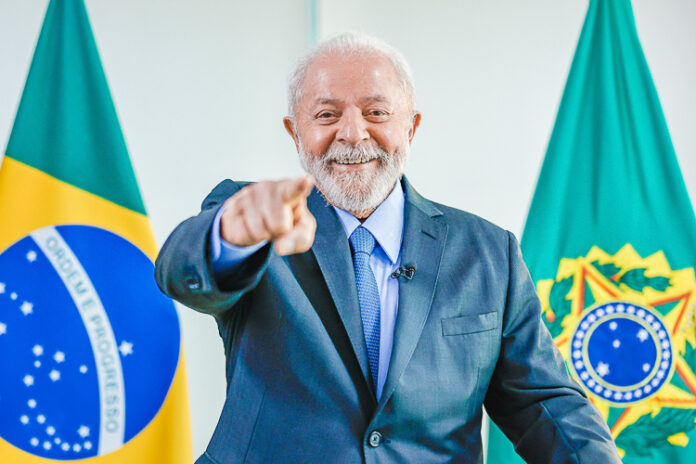 Lula sanciona lei que beneficia réu em caso de empate na esfera penal