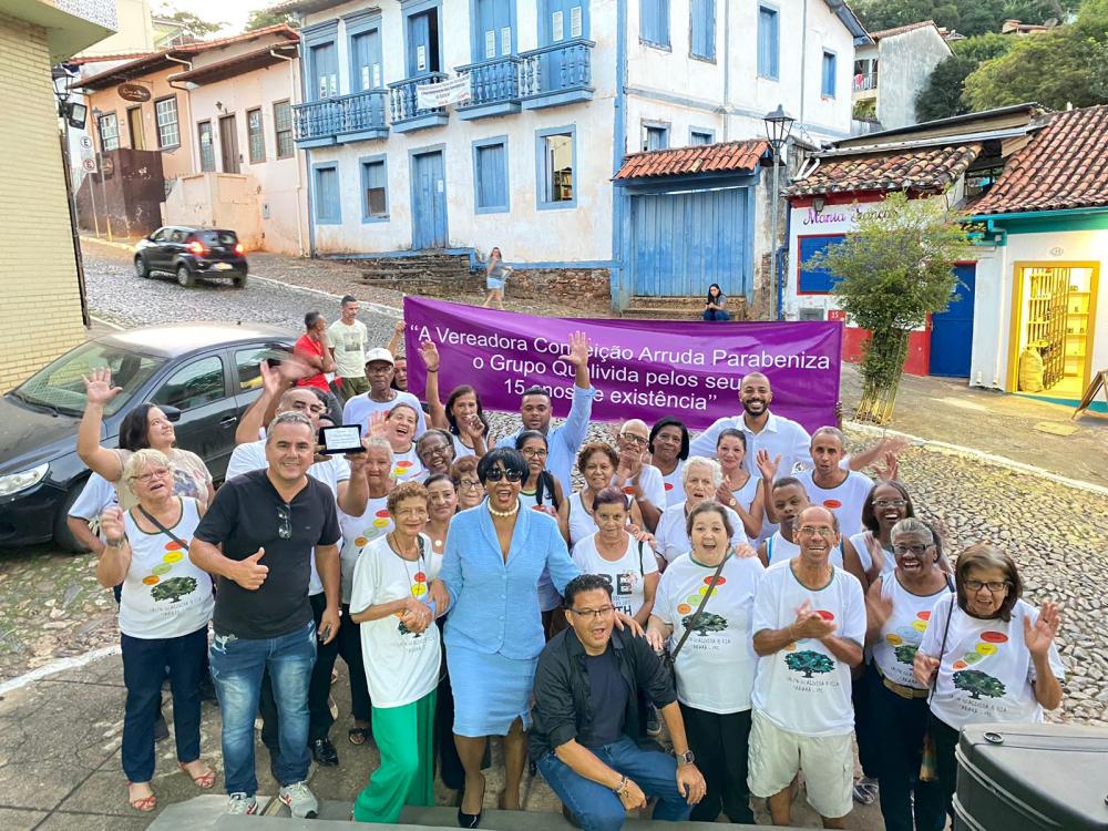 União e Reconhecimento: vereadora Conceição Arruda presta homenagem ao grupo Qualivida na Câmara Municipal de Sabará
