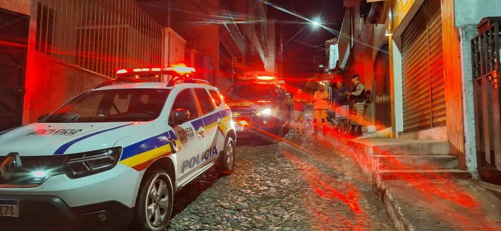 Criança de 4 anos é atacada por Pitbull em Sabará: Comunidade clama por ação urgente