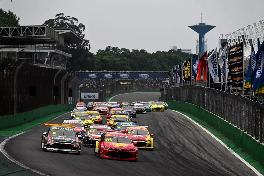 Decisão monocrática nega pedido para suspender corrida da Stock Car em Belo Horizonte