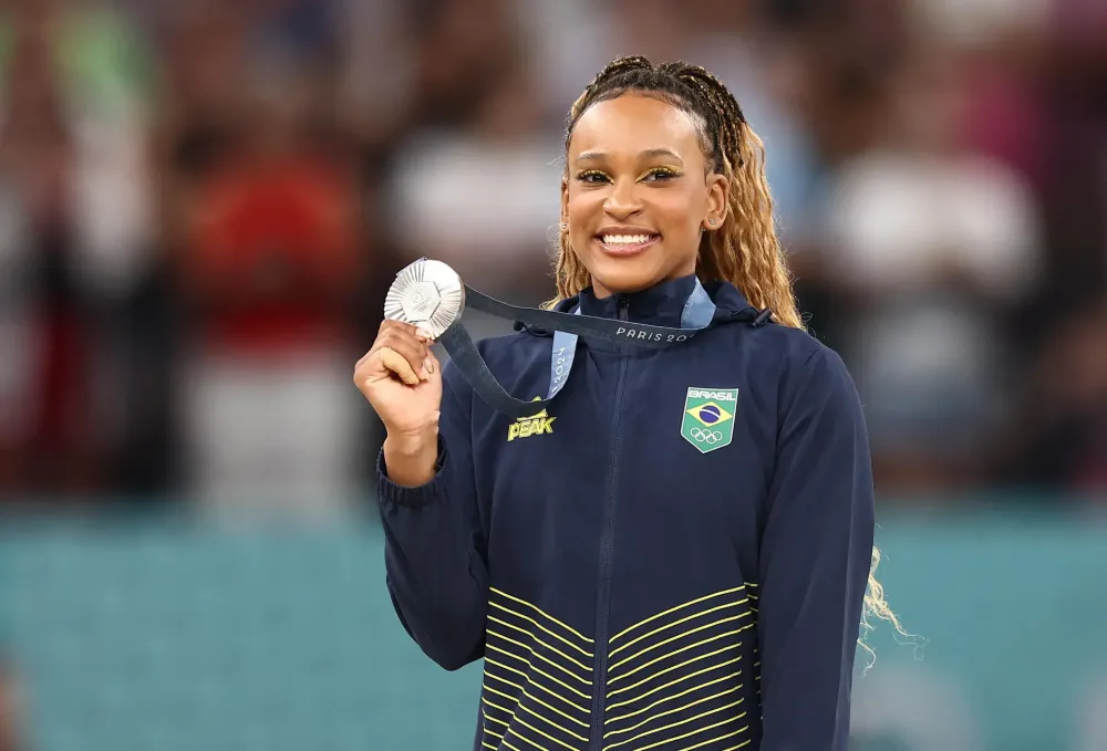 Rebeca Andrade conquista prata no individual geral da Ginástica Artística nas Olimpíadas de Paris 2024