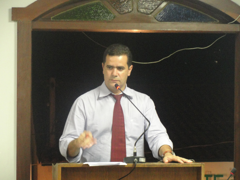Por falta de quórum, projeto que proíbe a prática do nepotismo no município deixa de ser votado