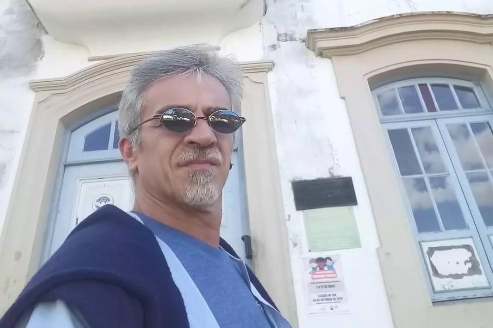 Morre o jornalista Júlio de Paula, fundador do jornal 