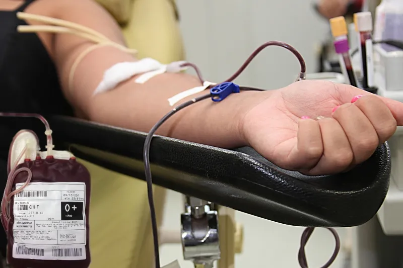 Hemominas convoca doadores de sangue a comparecer às unidades