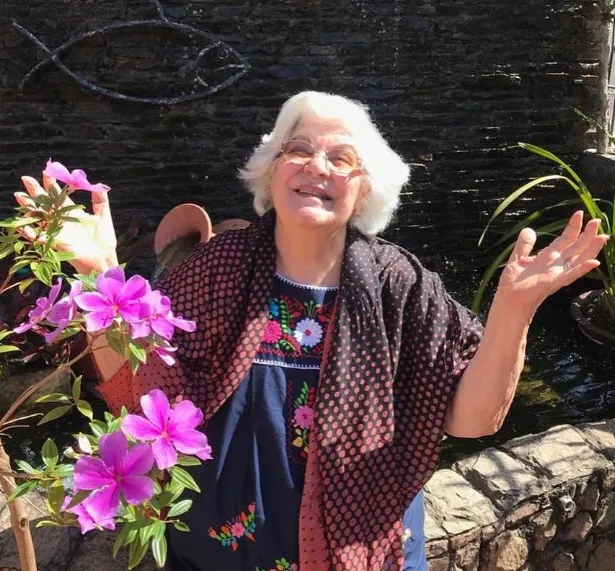 Médium Isabel Salomão, uma das figuras mais emblemáticas do espiritismo, morre aos 100 anos em Juiz de Fora