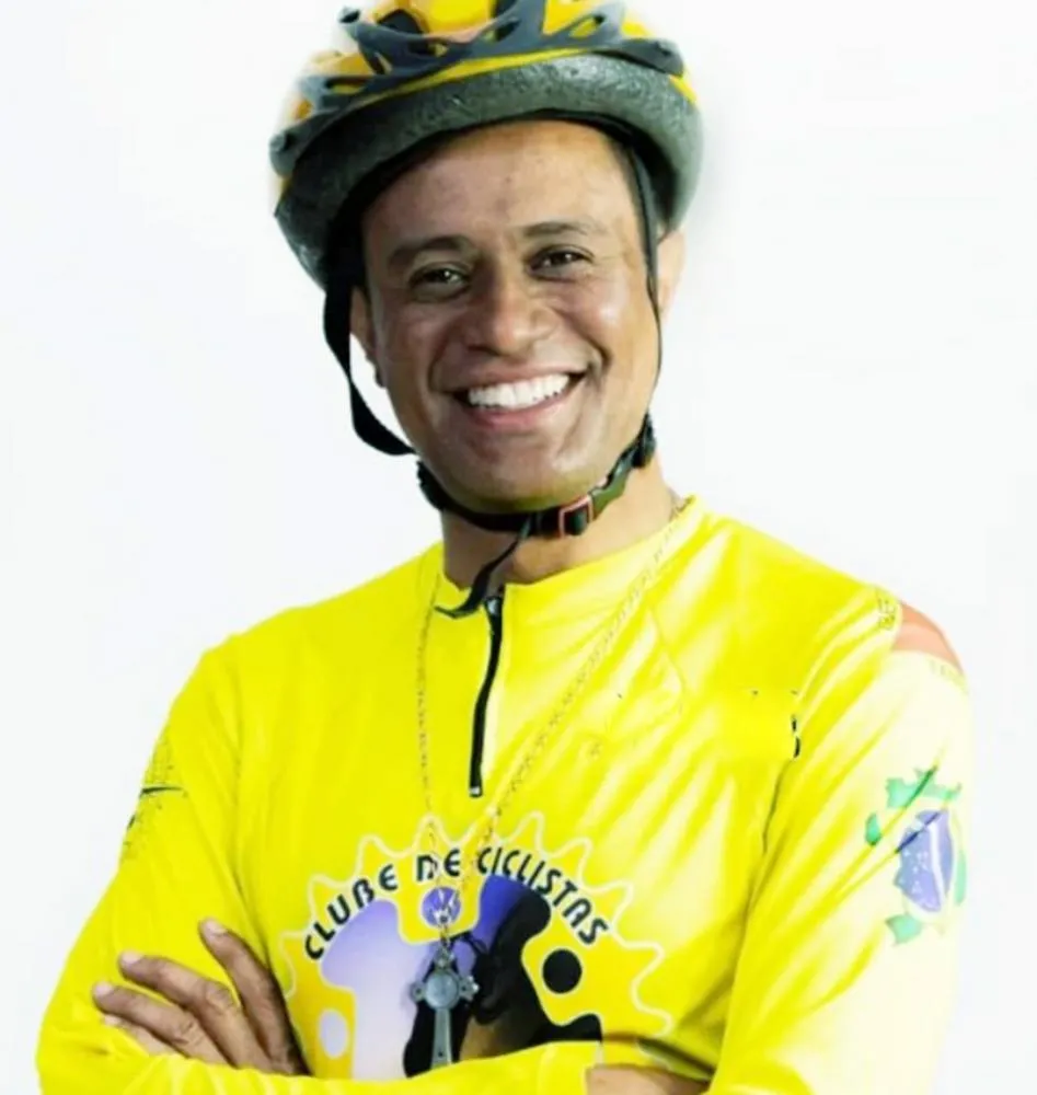 Vereador Adeilton Ramos da Cruz, o D Bike, busca transformar Sabará com foco no desenvolvimento social