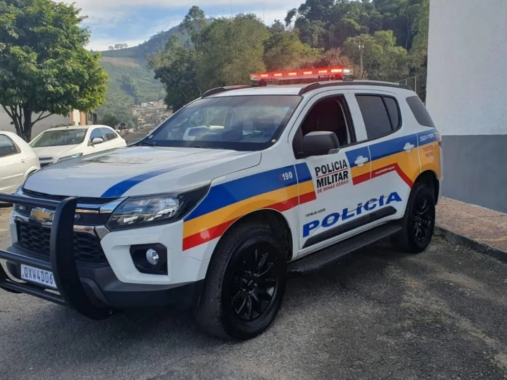 Mulher é encontrada morta com sinais de violência próximo a escola em General Carneiro em Sabará 