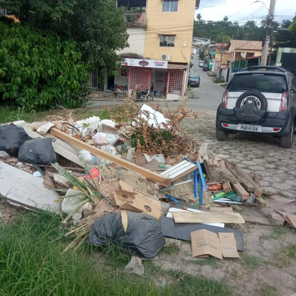 Abandono e descaso nos bairros Borges e Borba Gato em Sabará mobilizam a comunidade