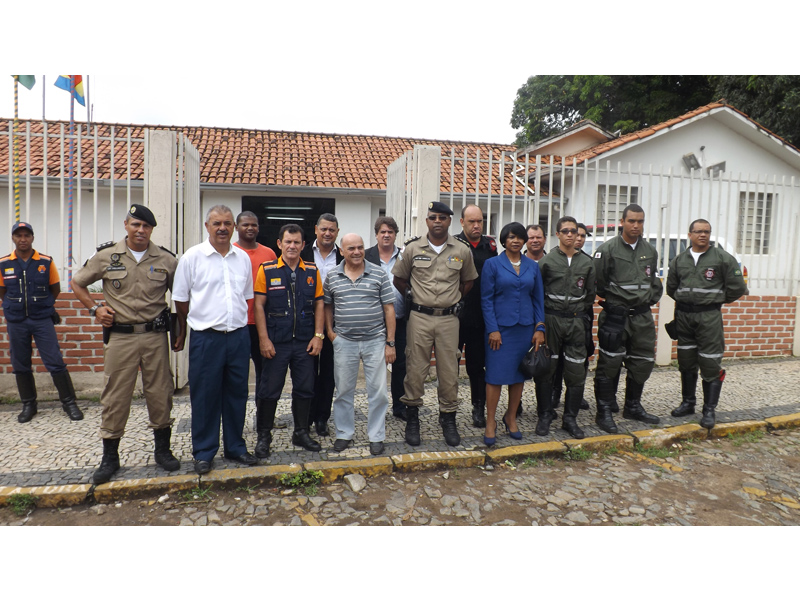 Natal em Sabará recebe reforço policial para o fim do ano