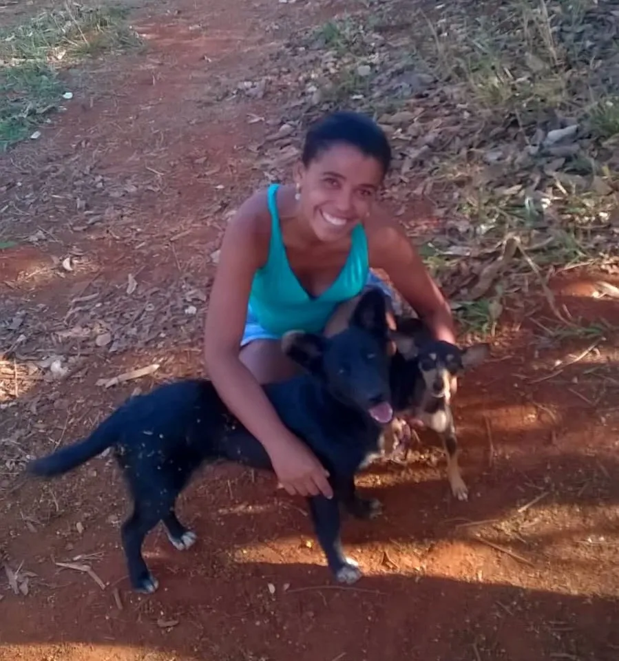 Desaparecida desde março: família de Elen pede ajuda para encontrá-la