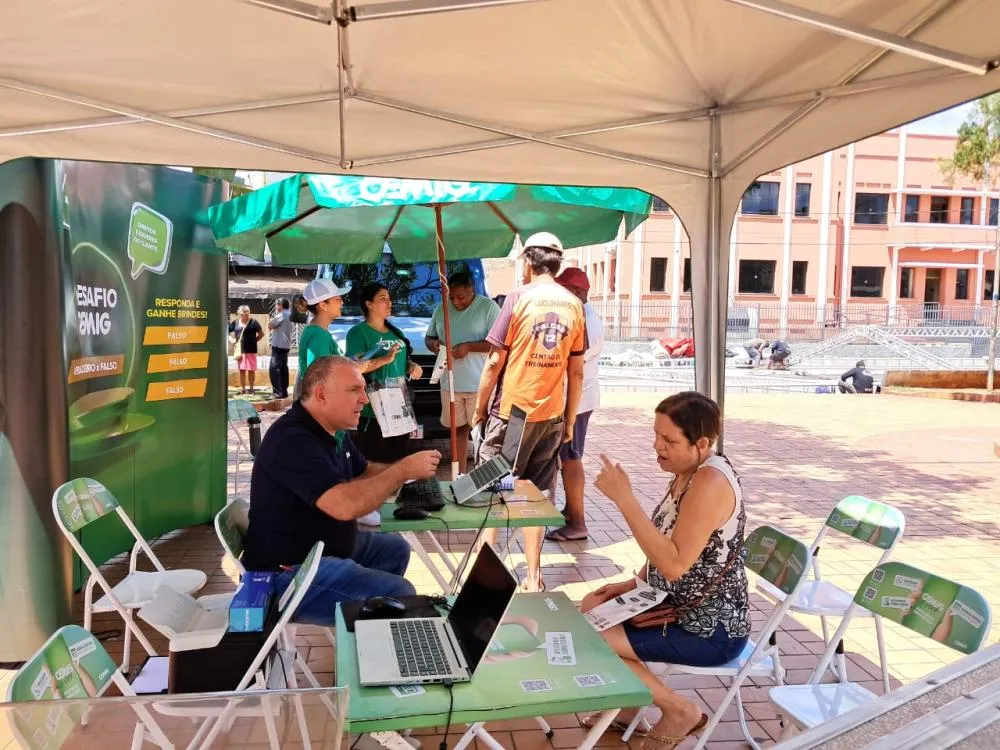 Cemig leva atendimento direto à população de Sabará com serviços essenciais durante o evento “Cemig na Praça”
