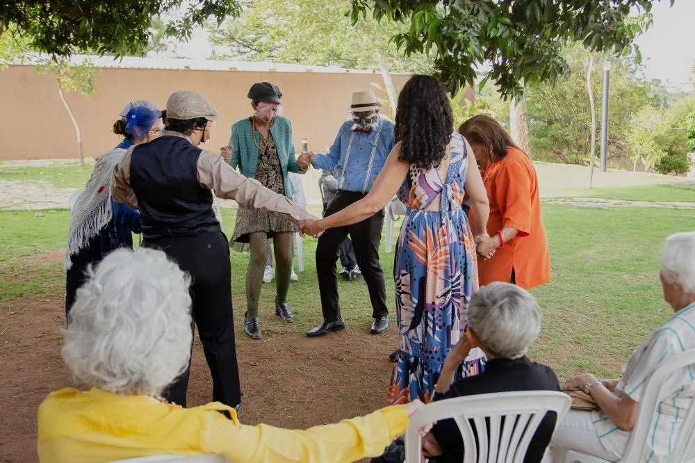 Café das Três: cultura e memória em encontro especial para idosos
