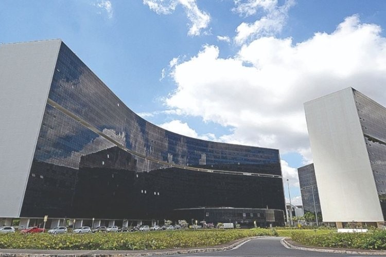 Arrecadação sobe 7,5% em Minas