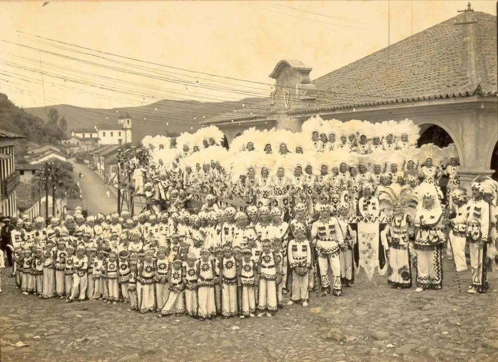 Resgate Cultural: Após mais de 80 anos, Bloco Cravo Vermelho retorna ao Carnaval de Sabará