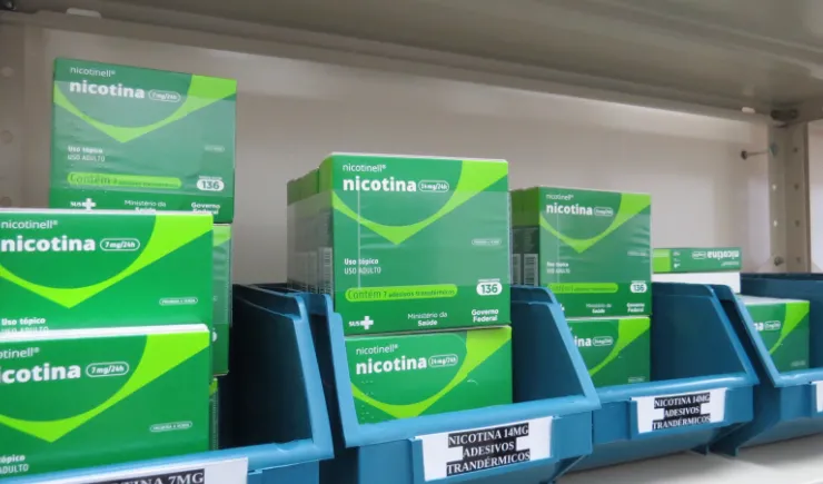 Ei, você fumante, sabia que o SUS oferece tratamento gratuito para quem quer parar de fumar?
