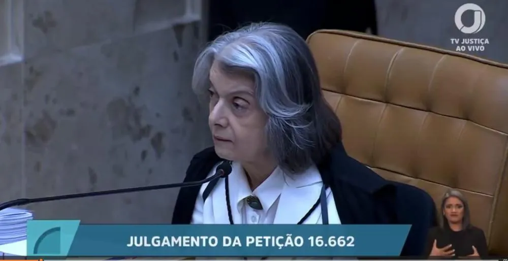 Um dos momentos de maior repercussão ocorreu durante a manifestação da ministra Cármen Lúcia.