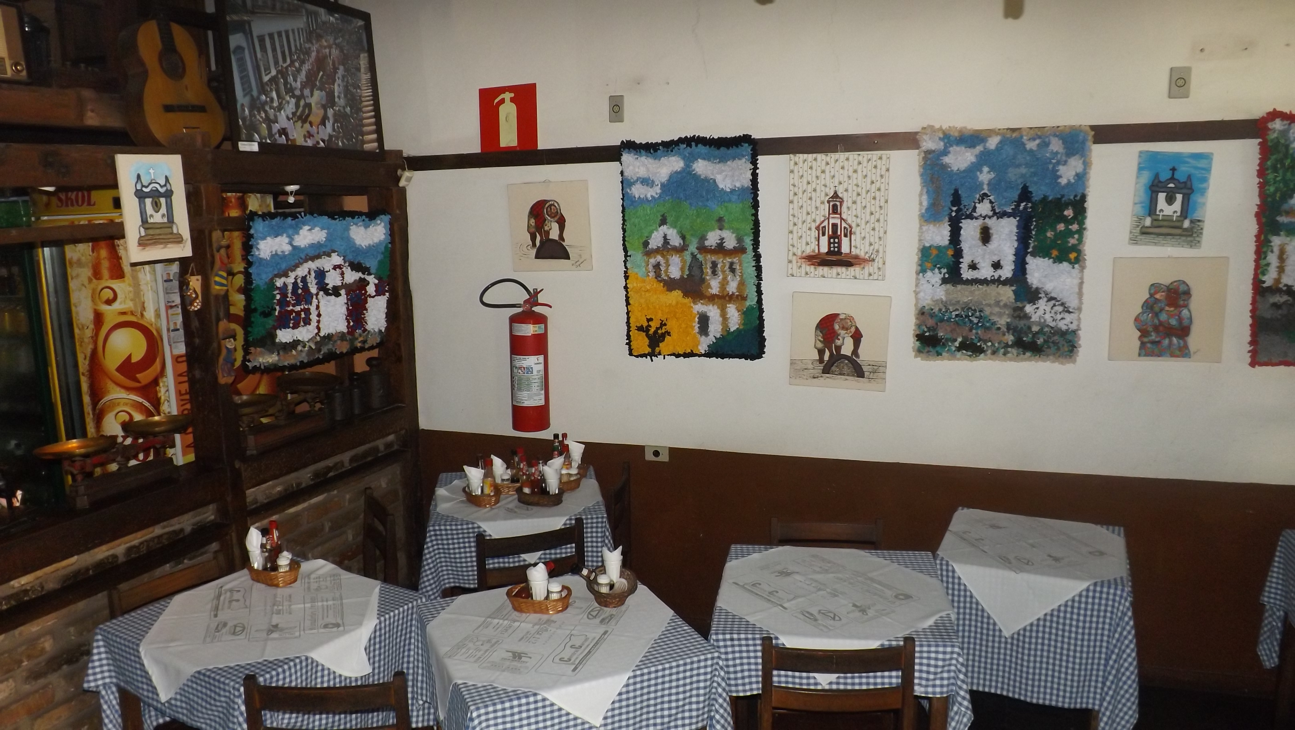 Tapetes e telas mostram a cultura de Sabará 