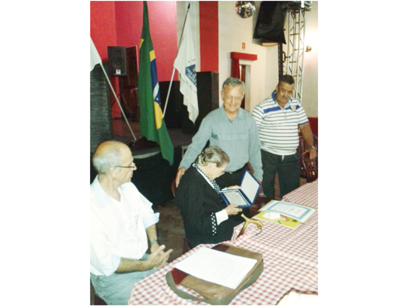 Rotary Club Sabará homenageia a senhora Vênica dos Santos Lima