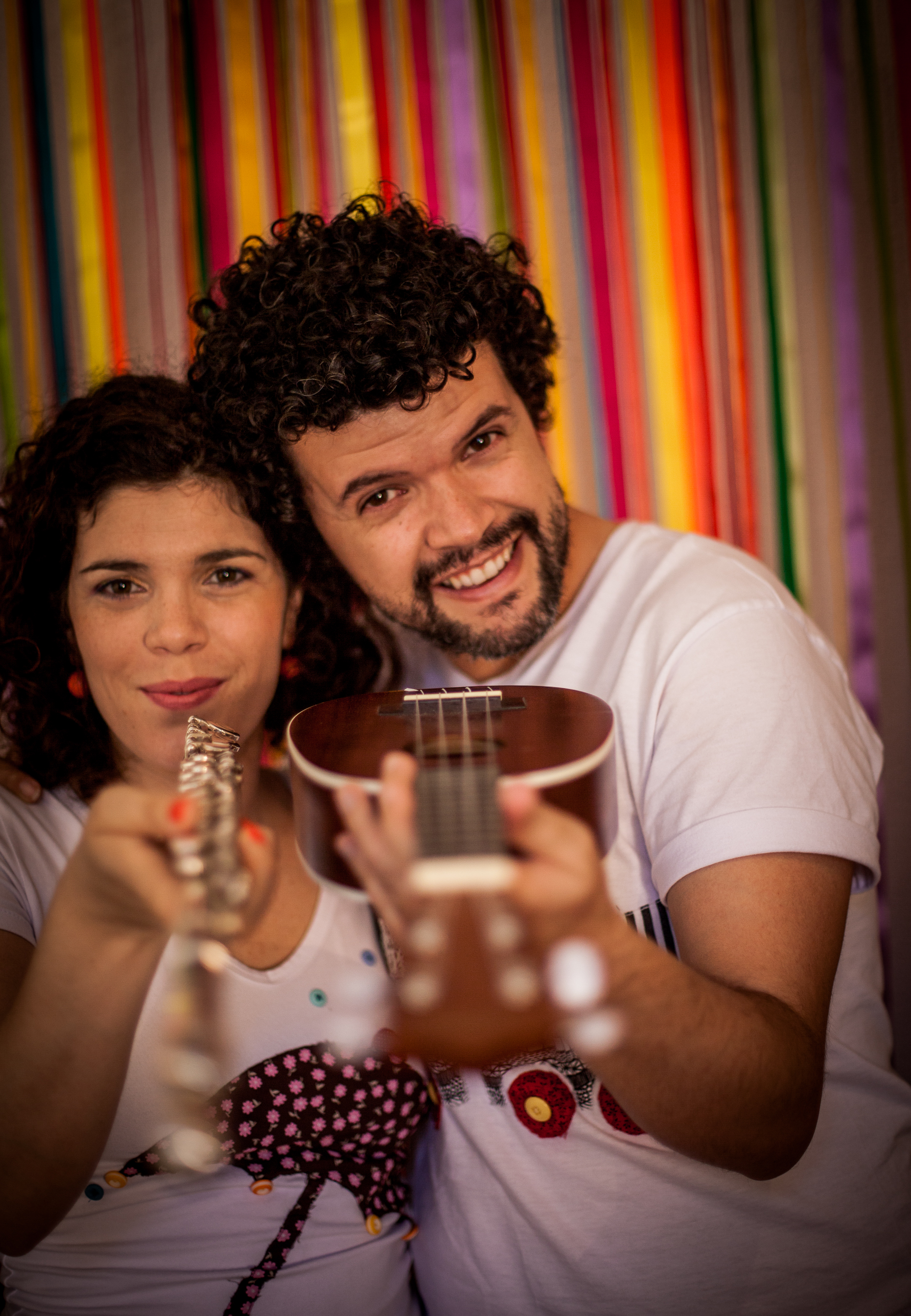 Lili canta o mundo na programação do “Diversão em Cena” na cidade