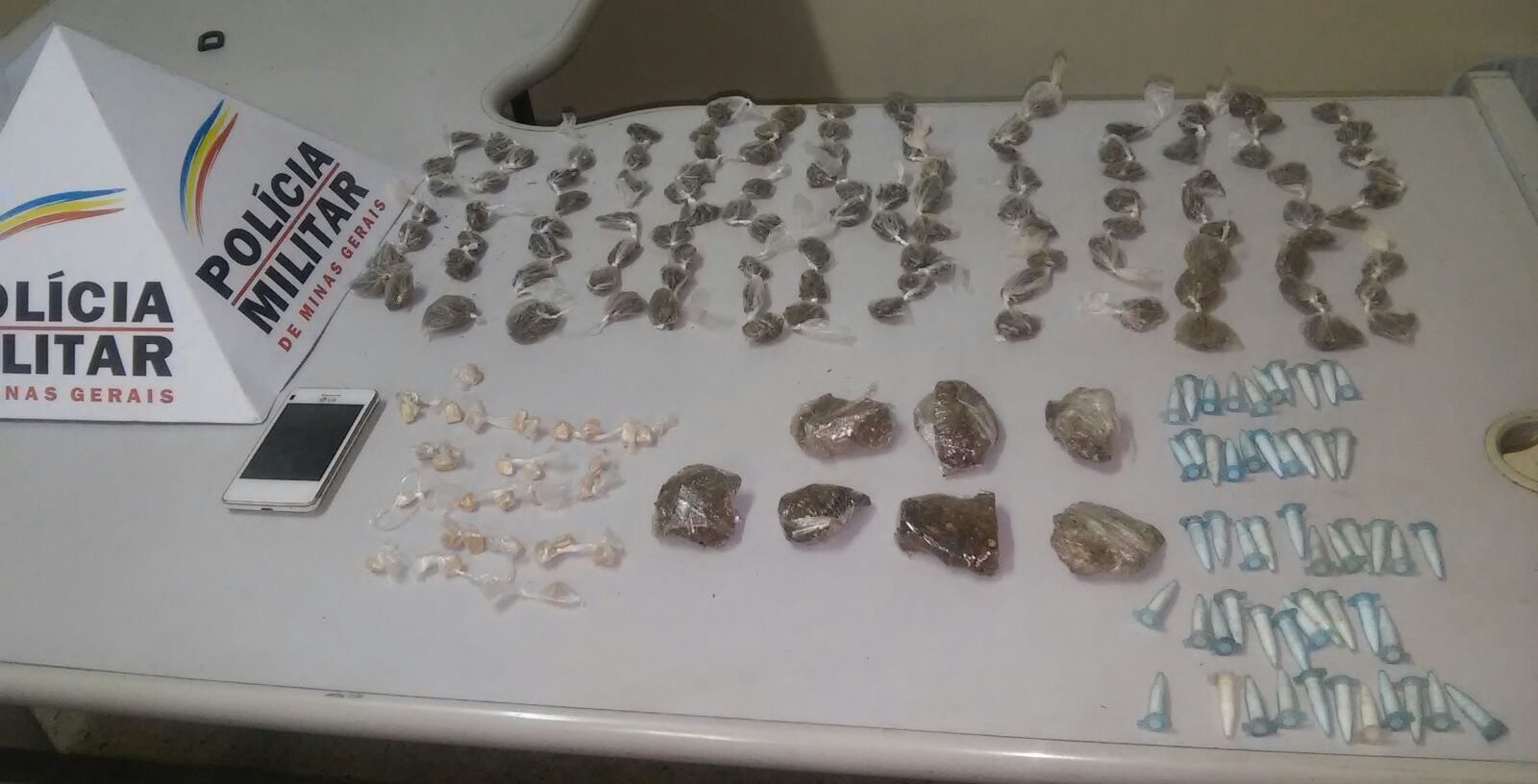 PM apreende grande quantidade de entorpecentes no bairro Nossa Senhora de Fátima