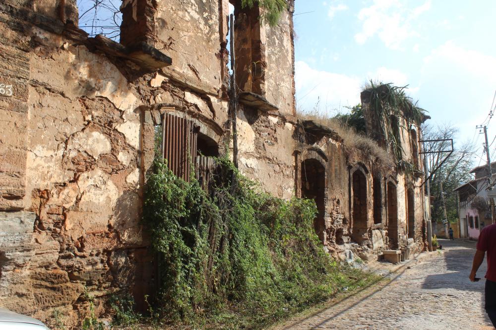 As ruínas da casa de Melo Viana e um passado cheio de histórias