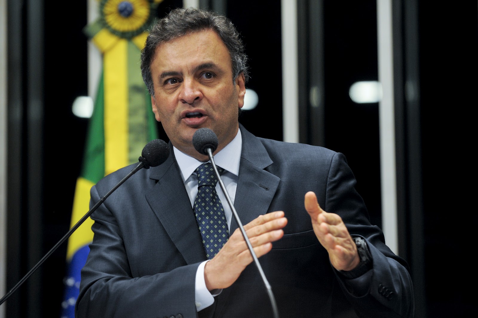 Entrevista coletiva do presidente nacional do PSDB, senador Aécio Neves