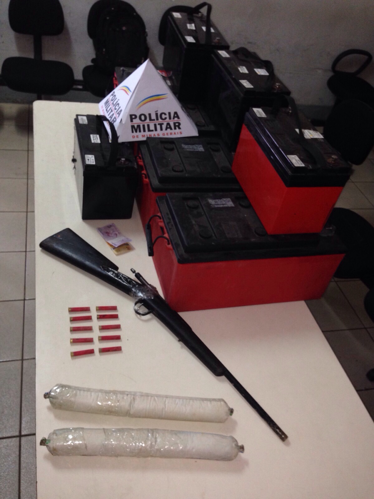 Após denúncia, polícia militar deflagra quadrilha responsável por uma série de roubos na cidade
