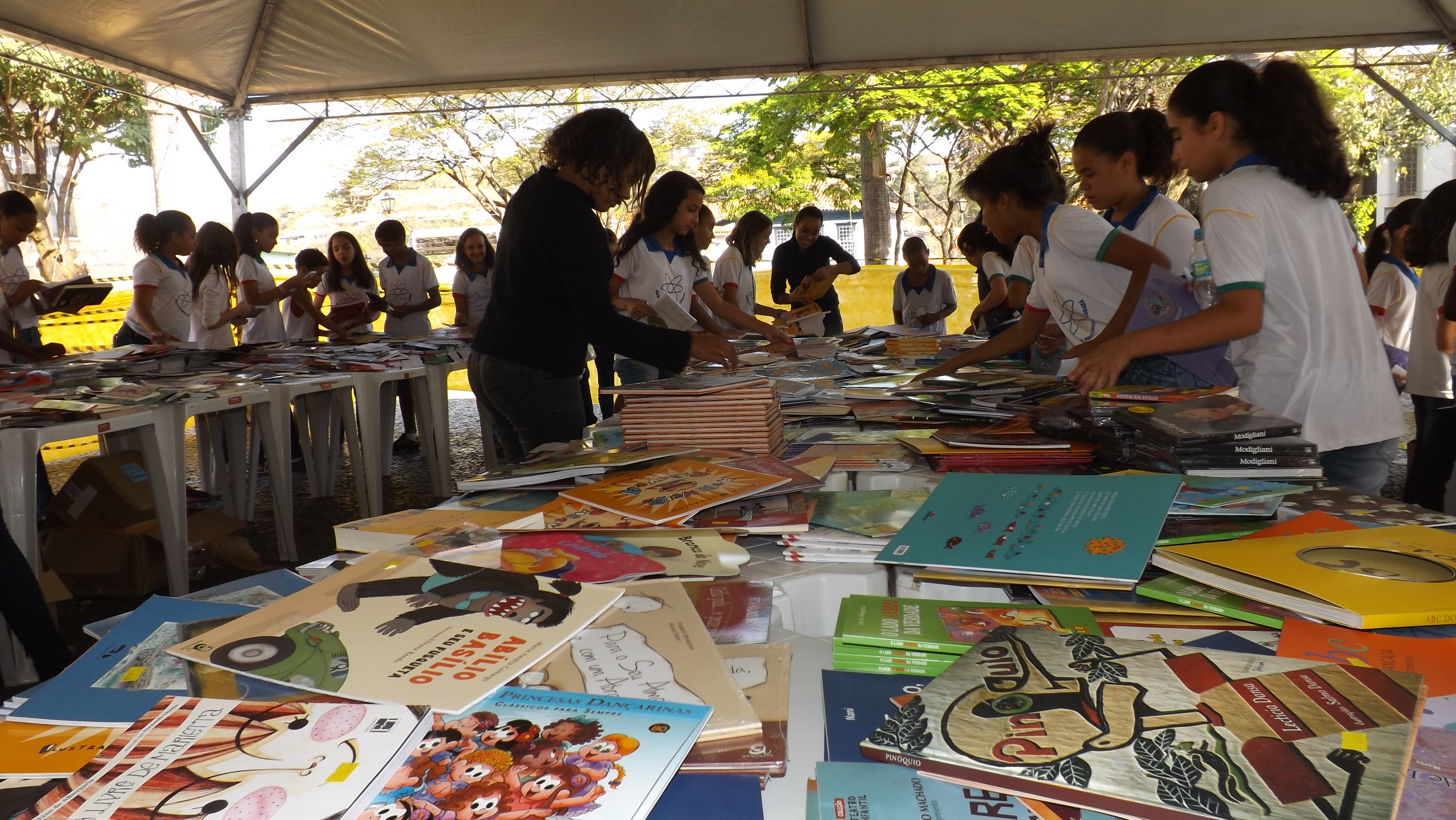 Gaio e Son “entre cores, sons, formas e letras”