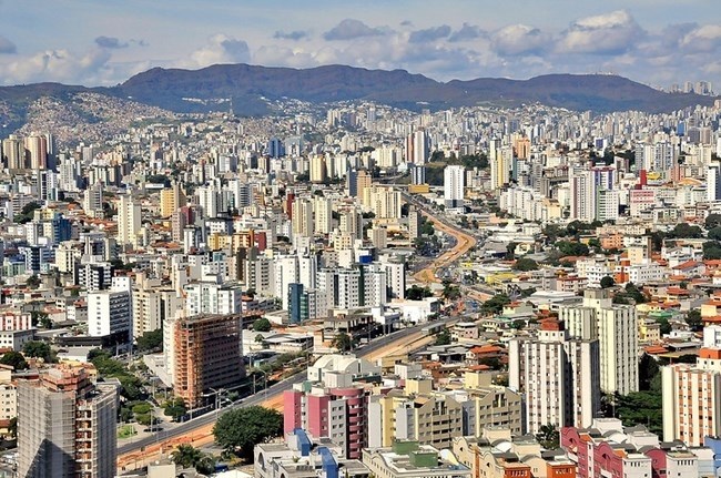 Todos os índices que monitoram a pandemia da covid-19 em BH estão em nível amarelo